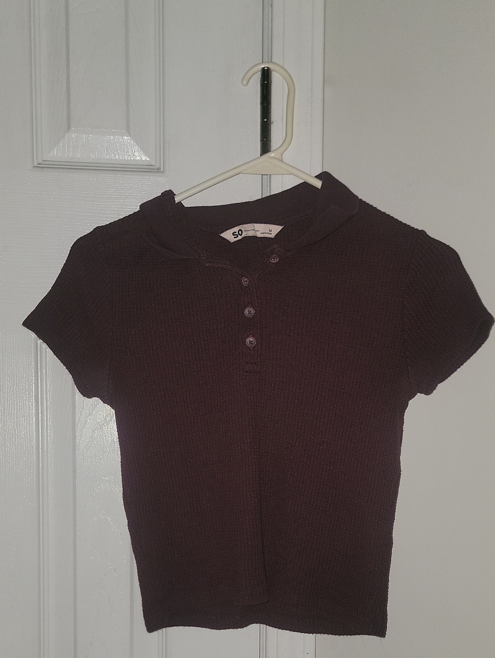 SO Plum Short-Sleeve Knit Button-Up Top